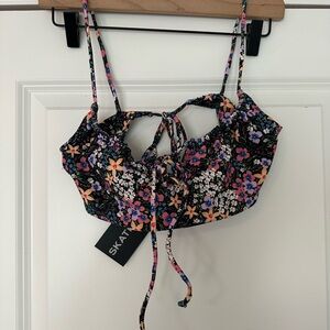 Skatie Floral Demi Swim Top